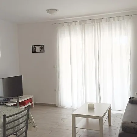 Apartamento Uranija